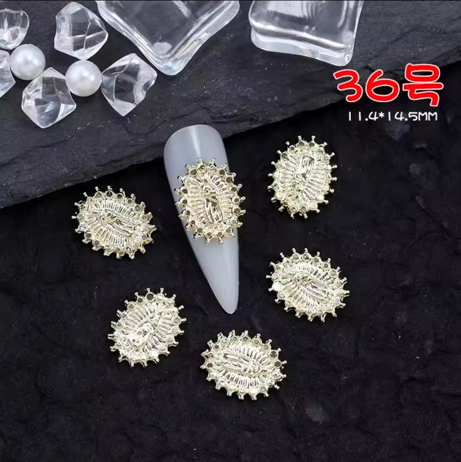 Nail charms Virgin Guadalupe 4pcs