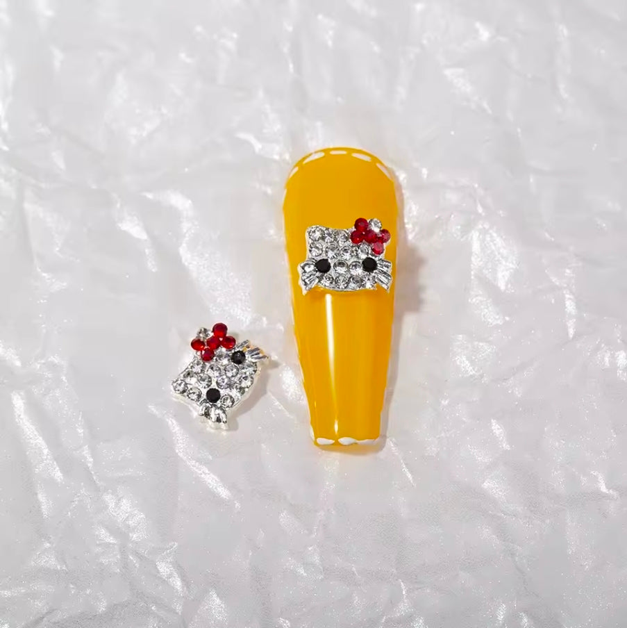 Hello kitty charms 30pcs.